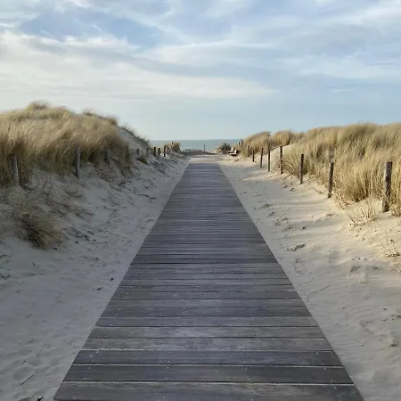 De Zeeparel Met Hottub *