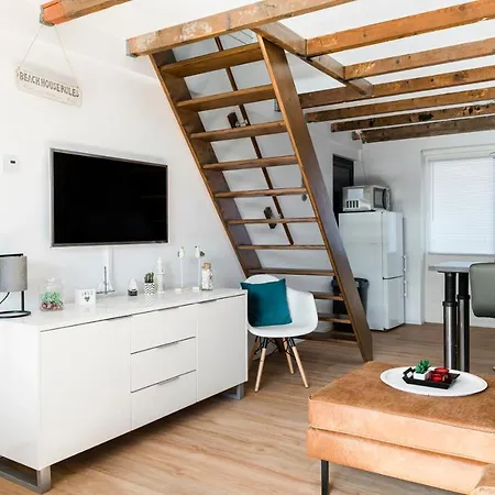 Dom wakacyjny De Zeeparel Met Hottub